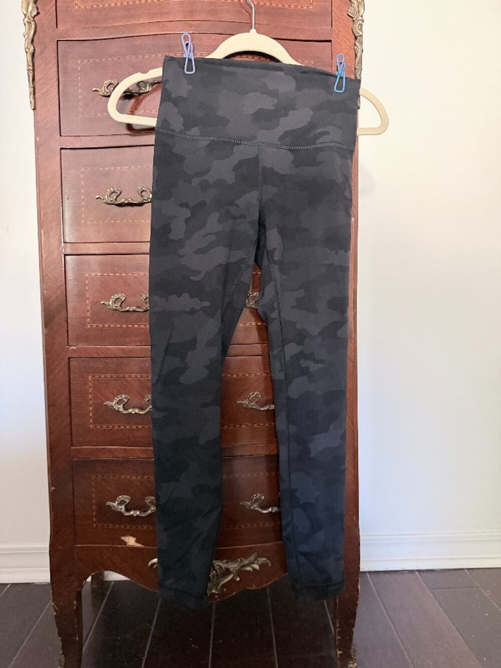Lululemon Leggings Black Camouflage-Size 6